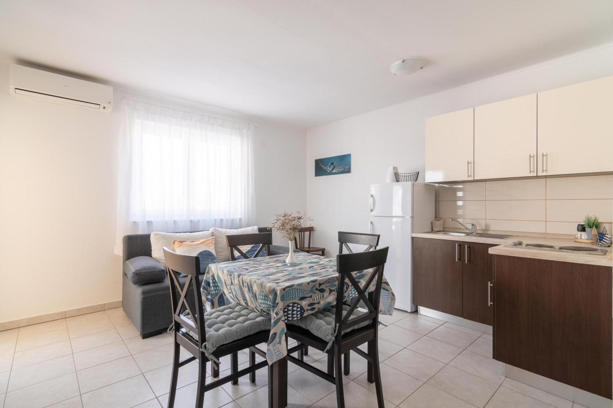 Apartments With A Parking Space Mandre, Pag - 18748 Колан Екстер'єр фото